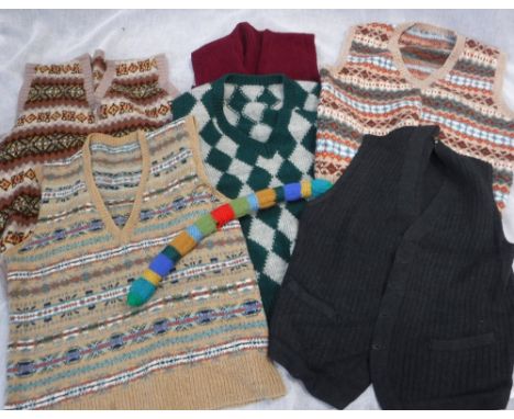 A COLLECTION OF MEN'S VINTAGE KNITWEAR including Fair Isle pullovers and knitted waistcoats