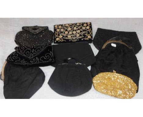 A COLLECTION OF VINTAGE EVENING PURSES