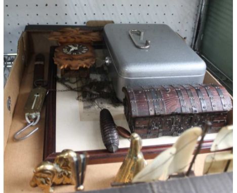 A BOX CONTAINING A SELECTION OF DOMESTIC ITEMS, the majority being collectables, to include; a miniature Swiss clock, a horn 
