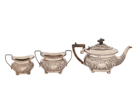 A Victorian silver bachelor's tea service, on bun feet, teapot 13.5cm h, by Joseph Gloster, Birmingham 1900, 19ozs 11dwts (3)