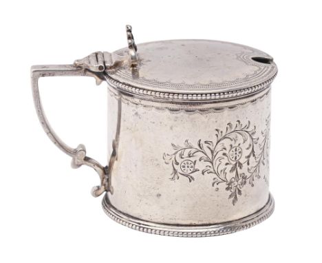 A Victorian silver mustard pot, with beaded rims, blue glass liner, 70mm h, by William and Henry Stratford, Sheffield 1876, 7