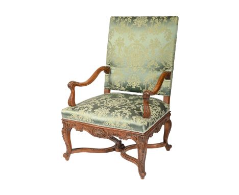 A Louis XIV style carved walnut armchair, first half 20th c, seat height 44cm, 71cm w  