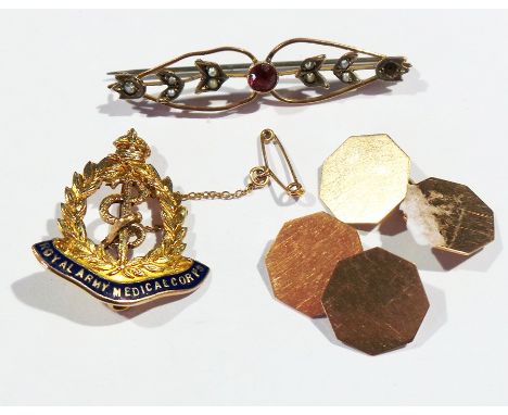 9ct gold Royal Army Medical Corps. brooch, pair 9ct octagonal chain-pattern cufflinks and a bar brooch 