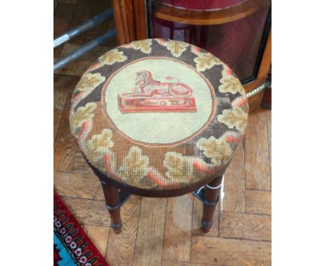 Victorian mahogany circular wind-up piano stool with tapestry top 