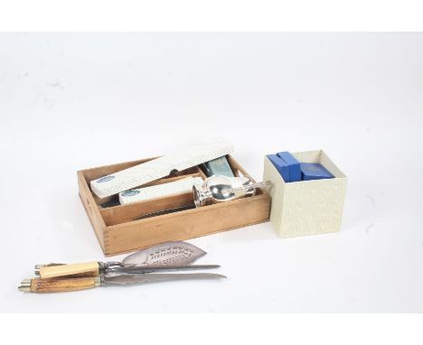 Silver plated ware, to include jug, flower bowl, fruit serving set, aperitif dish, napkin rings, sterling silver handled brea