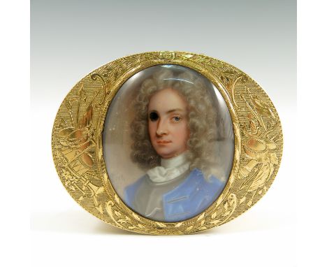 A Georgian gold snuff box, of oval form, the lid set with an oval portrait miniature of Field Marshall Sir Robert Rich, frame