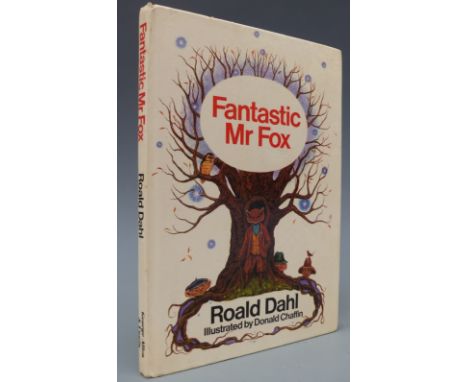 Ronald Dahl Fantastic Mr. Fox Illustrated by Donald Chaffin, London George Allen & Unwin 1970, first edition in colour illust
