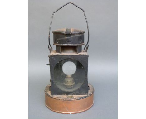 A railway lamp with GWR Reading impressed to side, H25cm