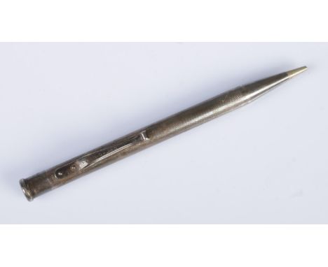 A silver Yard O Led propelling pencil with engine turned engraved decoration. Assayed London 1947 by Johnson, Matthey &amp; C