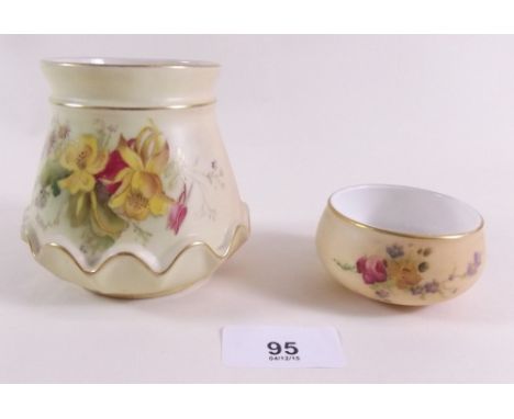 A Royal Worcester vase No 991 painted flowers and a small bowl painted roses, 1917