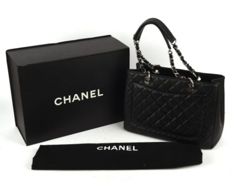 CHANEL A boxed black caviar leather tote Grand Shopping Bag with silver coloured hardware with dust bag. (33cm x 25cm x 13cm)