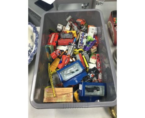 LOT OF DIE-CAST MODEL VEHICLES