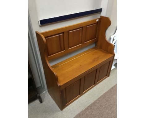 PINE BENCH