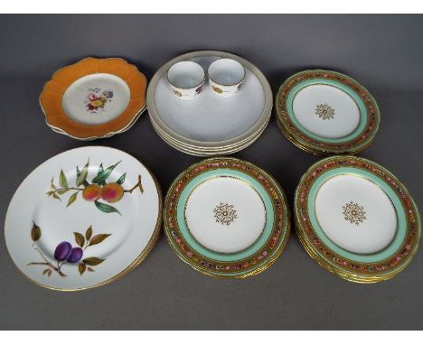 Lot to include Royal Worcester Evesham pattern tableware, Denby tableware and ten cabinet plates with floral and gilt decorat