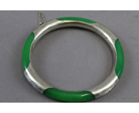 White metal mounted green stone bangle