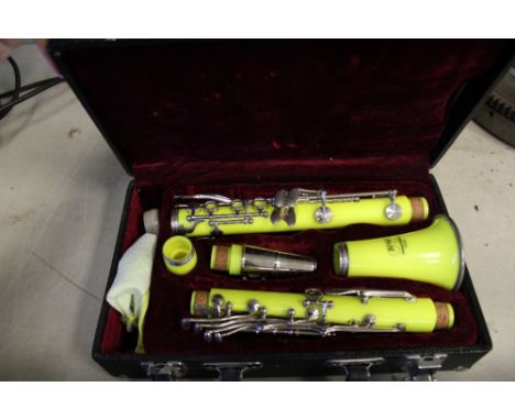 DY neon yellow clarinet (cased)