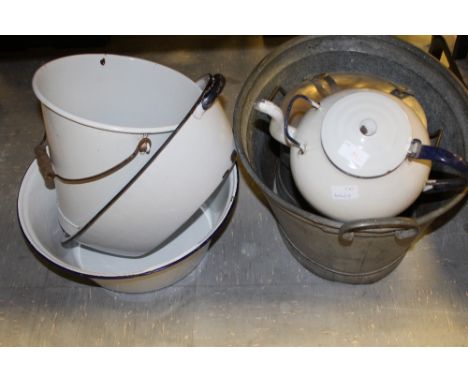 Galvanised wash tub, waterless cooker, enamel ware