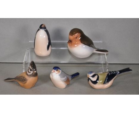 Five Danish ceramic bird figures including Royal Copenhagen, and Bing &amp; Grondahl. (Height 7.5cm approx, tallest).