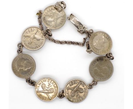 Vintage New Zealand three pence coin bracelet approx 14cm length