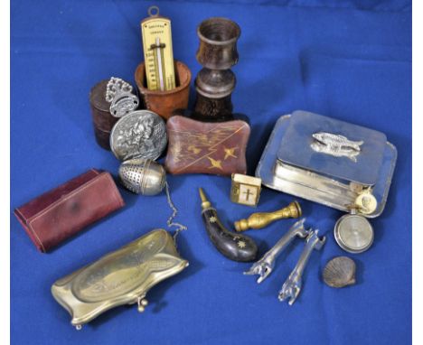 A rummage tray of antique and vintage collectables comprising of base metal coin purse; miniature bible; wax seal stamps; mir