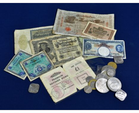 World currency comprising of German banknotes - Reichsbanknote 10000 mark dated 1922; 50000 mark dated 1922; 1000 mark dated 