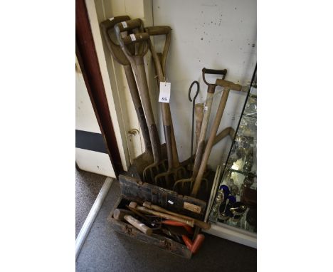 A collection of vintage tools some housed in a WW2 German ammunition box for a 10cm Czechoslovakian Howitzer, Houfnice vz 14/