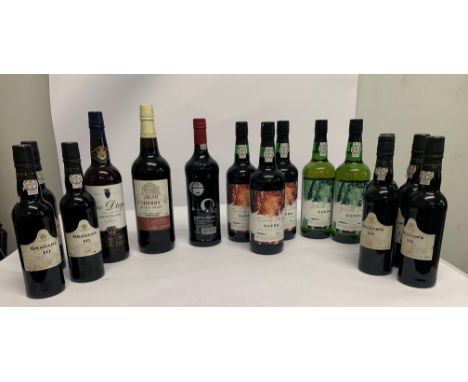 Seven Grahams 10 Year Tawny Ports 7 x 375ml (Labels Distressed), Three Gueda Tawny Port 3 x 750ml, Two Gueda White Ports 2 x 