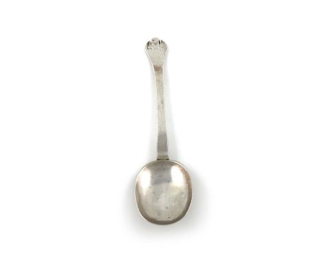A late-17th century provincial silver Trefid spoon, by Thomas Hebden, Hull circa 1690,the reverse of the oval bowl with a rai