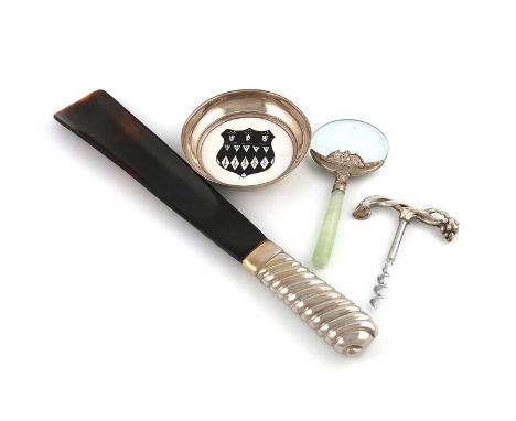 λ λA mixed lot of silver items,comprising: a silver-mounted dish, by Walker and Hall, Birmingham 1932, the centre with a cera