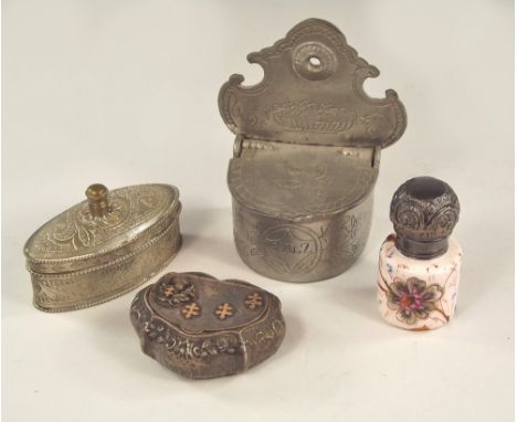 SCENT BOTTLE ETC. A Victorian hand painted, silver mounted small scent bottle with stopper, 5.2cm, a white metal shaped snuff