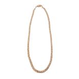 A CURB LINK CHAIN NECKLACE