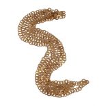 A CHAIN NECKLACE