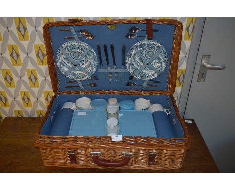 Brexton Wicker Picnic Hamper 