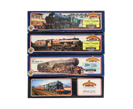 Bachmann OO Gauge Locomotives 31551 V2 Green Arrow, 31278 Manchester Regiment, 31405 Sir Walter Raleigh and 31225 Black Watch