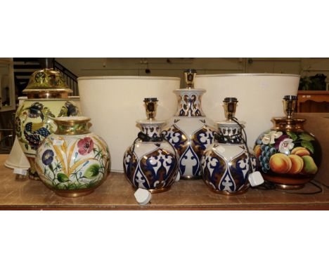 Various Royal Worcester 'Evesham' pattern dinnerwares including tureens and covers, decorative Italian vase, a blue and gilt 