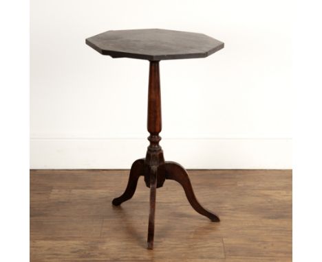 Oak octagonal tripod table19th Century, 47cm x 72cm