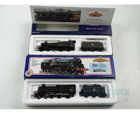A pair of BACHMANN OO gauge steam locomotives comprising a Modified Hall class in BR green 'Wraysbury Hall' and a class 4MT i