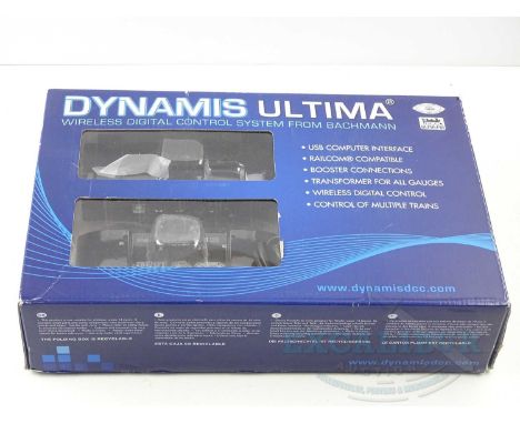 A BACHMANN Dynamis Ultima DCC model railway control system, appears complete - VG in G/VG box