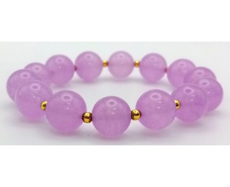 A Lavender Jade Beaded Bracelet. 12mm. 