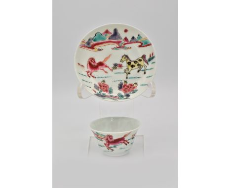 Ω A CHINESE EXPORT ‘FAMILLE-ROSE’ PORCELAIN TEA BOWL AND SAUCER, QING DYNASTY, YONGZHENG PERIOD, 1723 – 1735清 雍正 外銷駿馬圖茶杯及茶盞Th