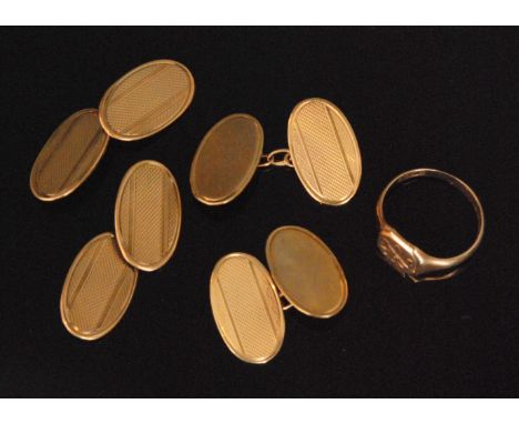 A 9ct signet ring, the square monogrammed head to plain shank, ring size J together with two pairs of 1970s 9ct gentleman's o