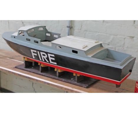A large model fire boat, length 120cm.