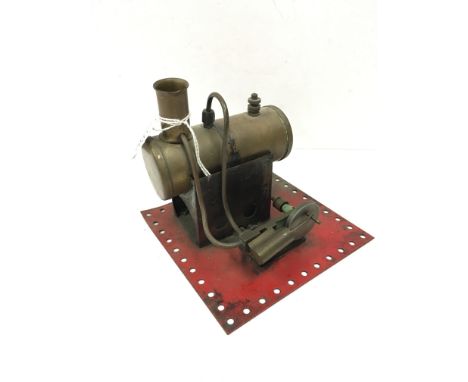 MAMOD SE1a single cylinder Horizontal Steam Engine missing Burner. An early example on a flat Base. Needs cleaning otherwise 