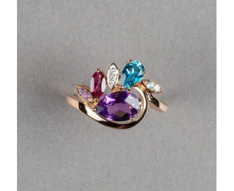 Cocktailring. Amethyst, Blautopas und Rhodolith, ca. 1,90 ct. Kleine Diamanten. Fassung 14 ct. Roségold