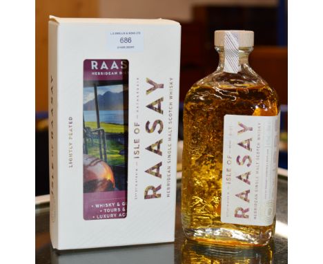 ISLE OF RAASAY R-01 HEBRIDEAN SINGLE MALT SCOTCH WHISKY, WITH PRESENTATION BOX - 700ML, 46.4% VOL     