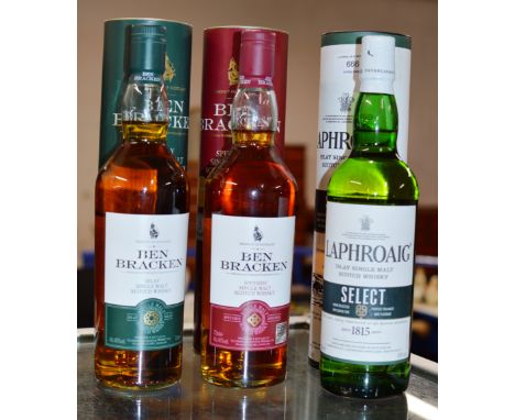 TRIPLE WHISKY SELECTION COMPRISING BEN BRACKEN SPEYSIDE SINGLE MALT SCOTCH WHISKY, WITH PRESENTATION BOX - 70CL, 40% VOL, BEN