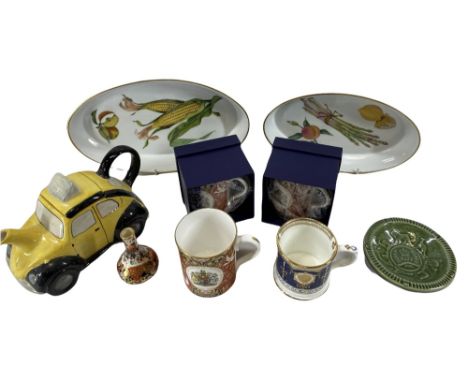 ROYAL WORCESTER COMMEMORATIVE MUGS including two boxed, Evesham cookware, also, Derby bottle vase, 10cms tall, a Carltonware 