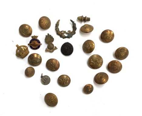 A mixed lot of mainly brass buttons, to include Royal Army Service Corps, Dorset Constabulary, British &amp; Foreign Sailor's