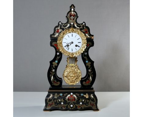 Säulenpenduleum 1900, "Marchand Bordeaux", Messingwerk mit Schlag auf Glocke, ebonisiertes Holz, intarsiert mit Messing und P