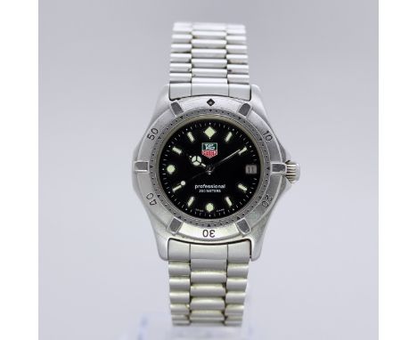 Tag Heuer ArmbanduhrStahl, Modell 2000, Professional, Quarz, läuft, schwarzes Zifferblatt, Datum, guter Zustand, Batterie wur